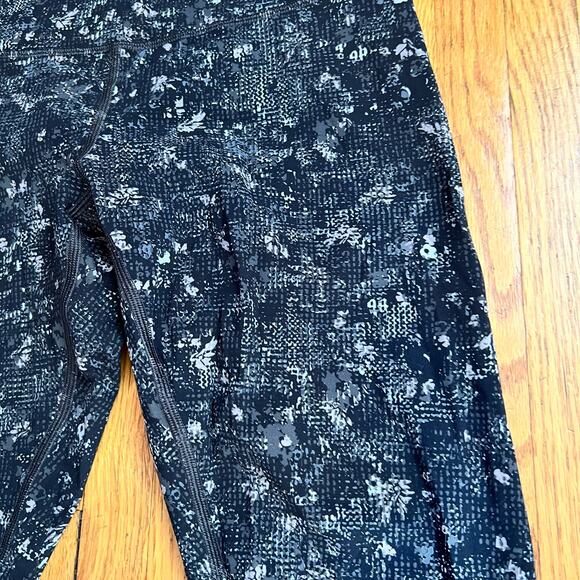 Lululemon Leggings Womens 8 Wunder Under HR Tight Luxtreme LW5BT4S Black - Picture 2 of 9